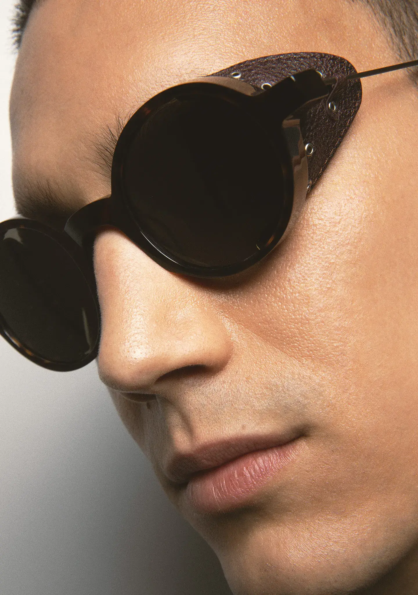 Gafas de sol KALEOS Parrado para hombre en acetato havana con alerones extraíbles