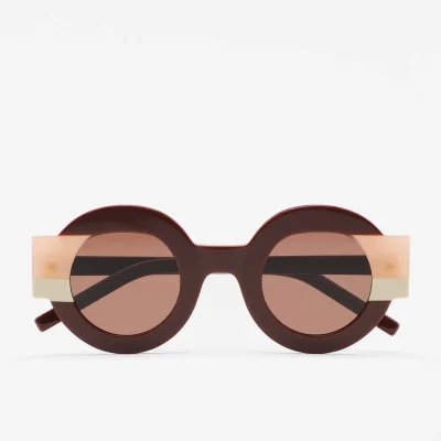 Gafas de sol KALEOS Clark para mujer en acetato burdeos con doble laminado y lente marrón degradada
