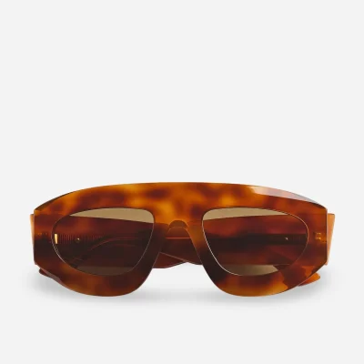 Gafas de sol Bottega Veneta Ultrathin estilo máscara en color Havana Brown