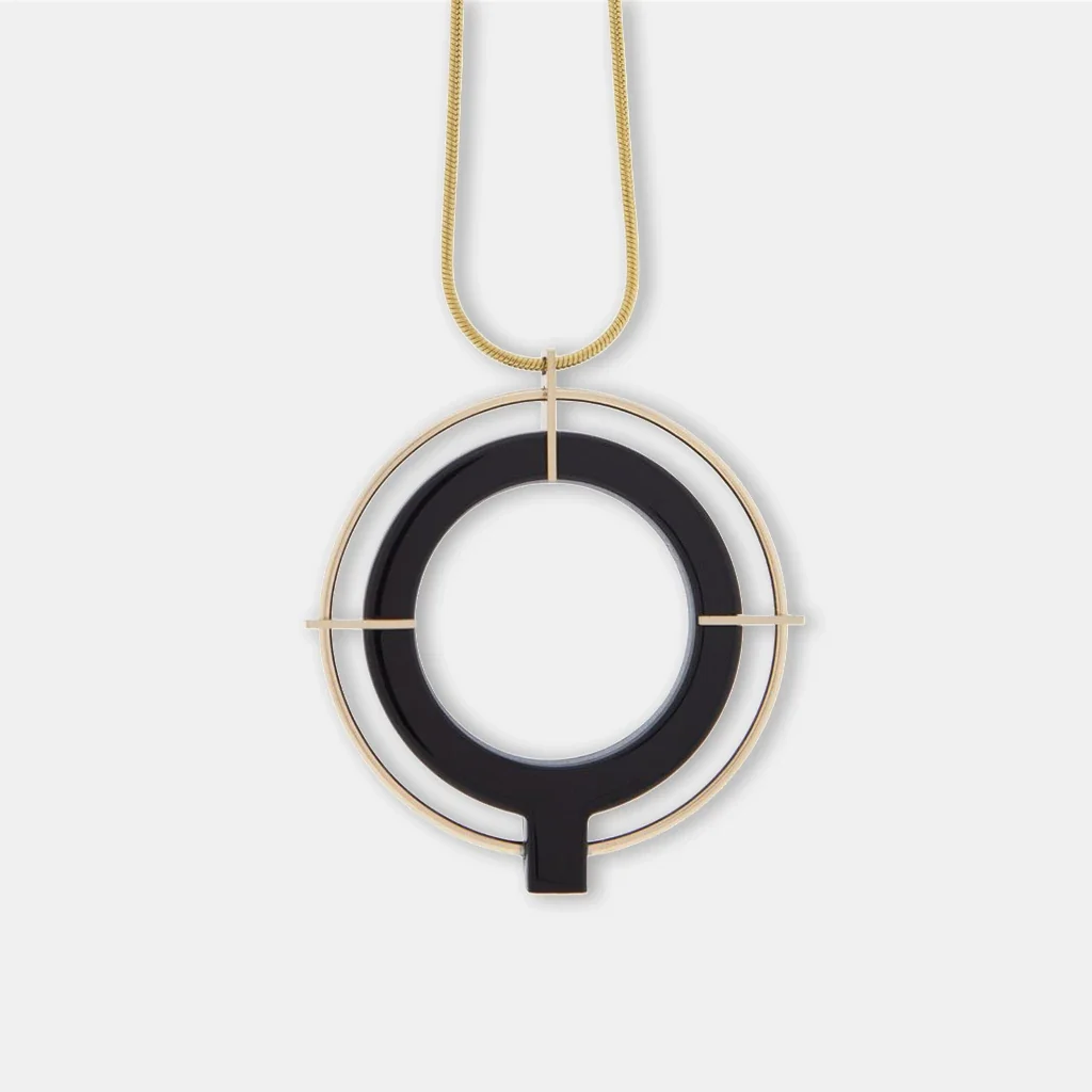 Lupa de lectura colgante Saturno Negro de acetato negro con acabados metálicos dorados