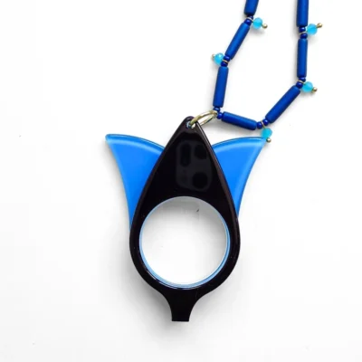 Lupa de lectura colgante Tulipán Azul de acetato de triple capa con collar de bolitas de vidrio azules